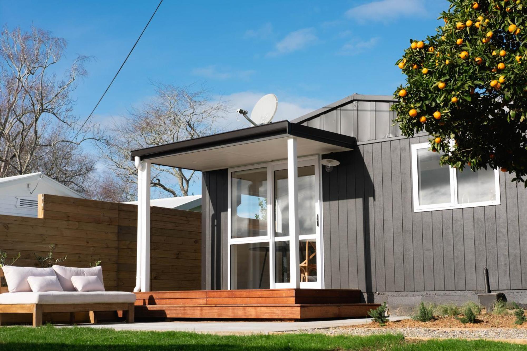 Willow View Cottage - Beautiful Farm Views Close To Waitomo オトロハンガ エクステリア 写真